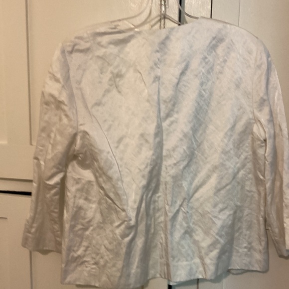 Small white Eileen Fisher jacket. NWT never worn. - Picture 4 of 5